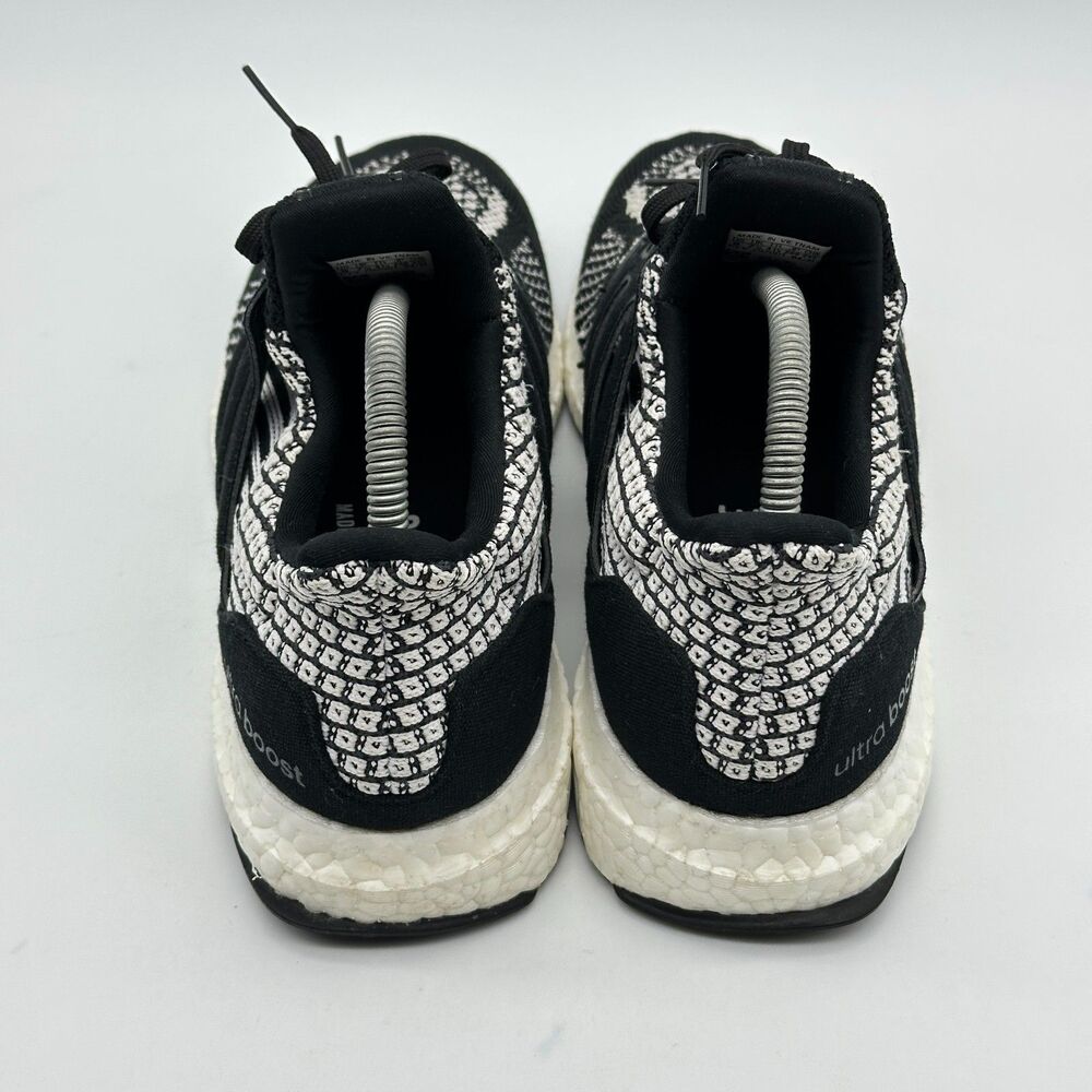 Adidas Ultraboost DNA Black White Oreo Women's Size 9 Running Shoes FZ1850 - Picture 3 of 15